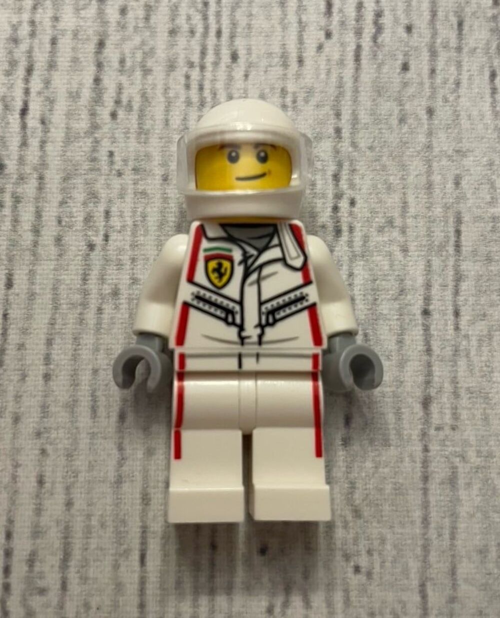 LEGO Ferrari Speed Champions Racecar Driver Minifig #76906